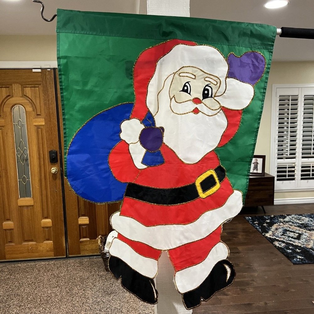 Vintage Flag Set Of 3Claus,Snowman Christmas Tree Pole Banner Flag Yard Cardinal